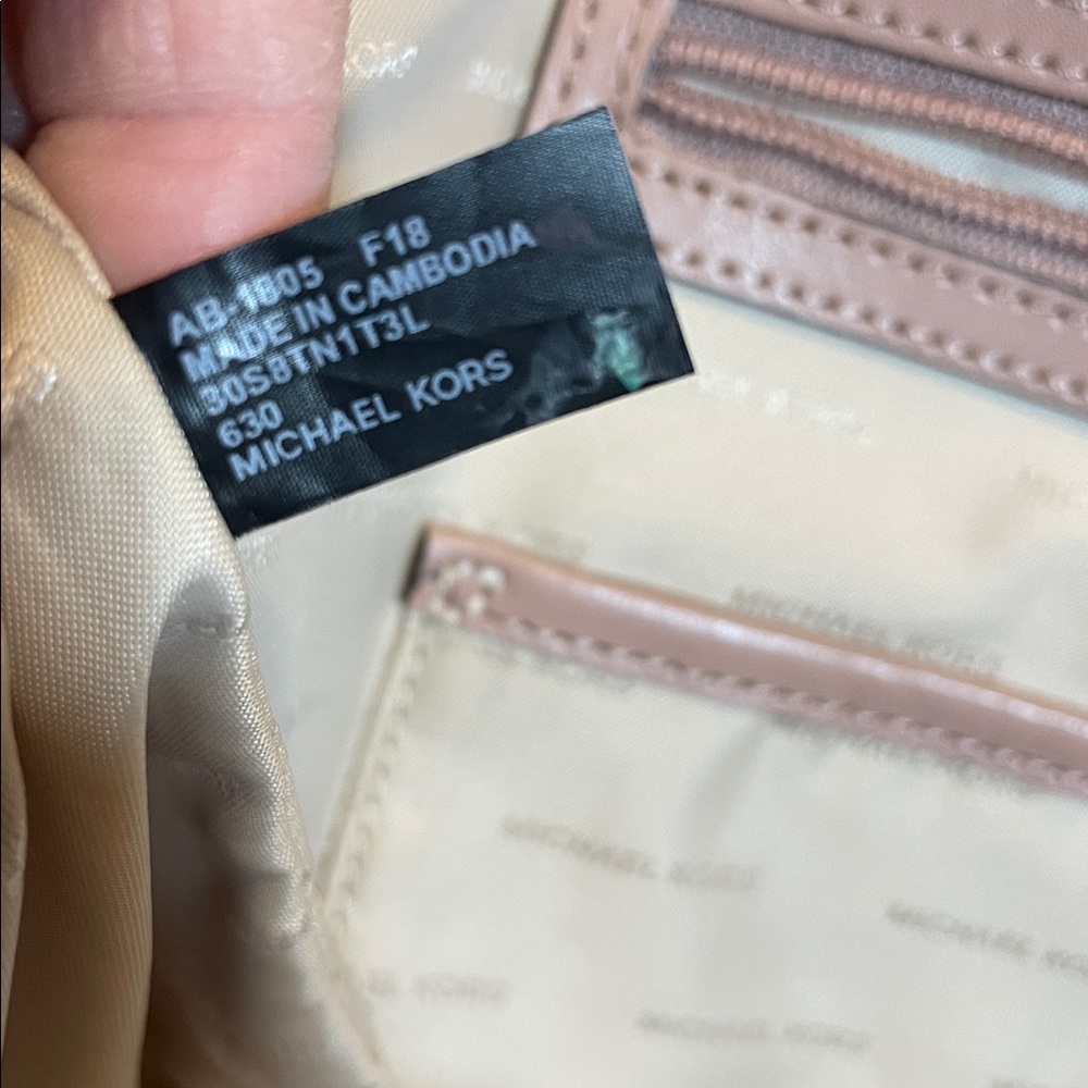 Michael Kors Whitney leather large Tote Bag - Picture 15 of 16